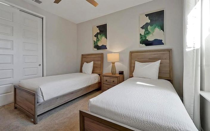 Image No.9-3 Bed Townhouse for sale