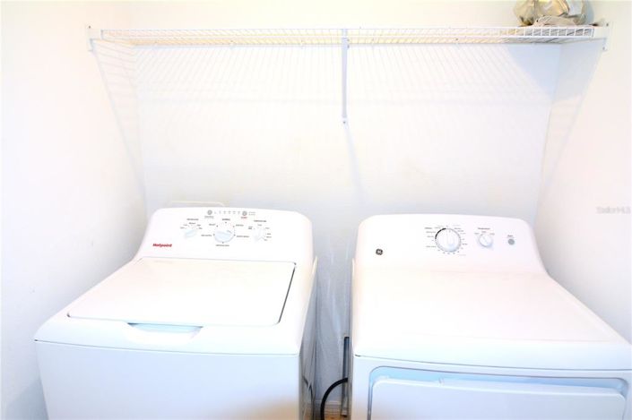 Image No.25-5 Bed Property for sale