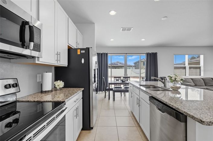 Image No.11-3 Bed Property for sale