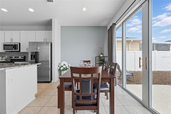 Image No.13-3 Bed Property for sale