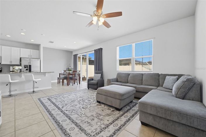 Image No.15-3 Bed Property for sale