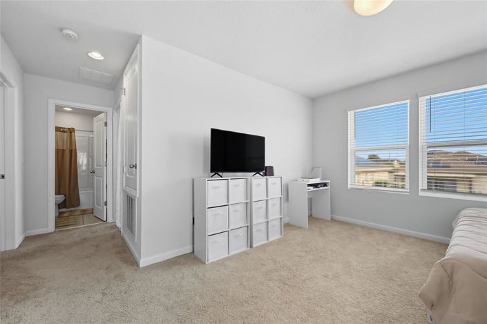 Image No.21-3 Bed Property for sale