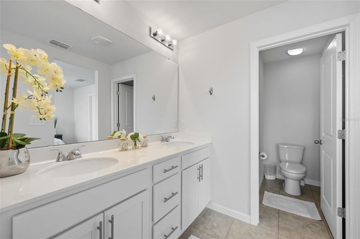 Image No.26-3 Bed Property for sale