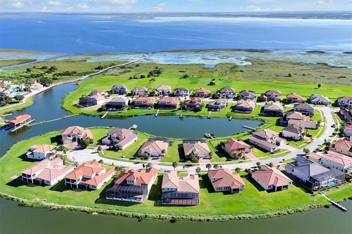 Image No.4-5 Bed Property for sale