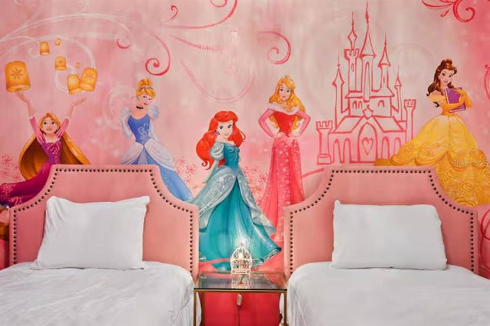 Image No.44-8 Bed Property for sale