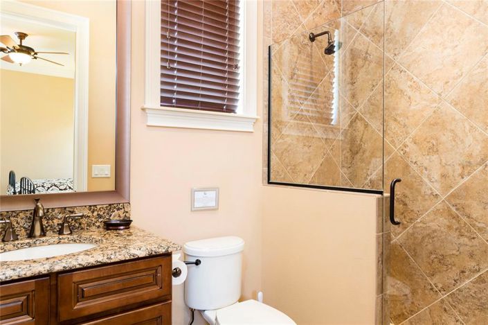 Image No.50-12 Bed Property for sale