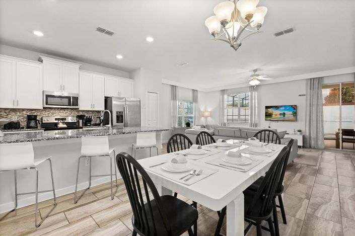 Image No.12-5 Bed Townhouse for sale