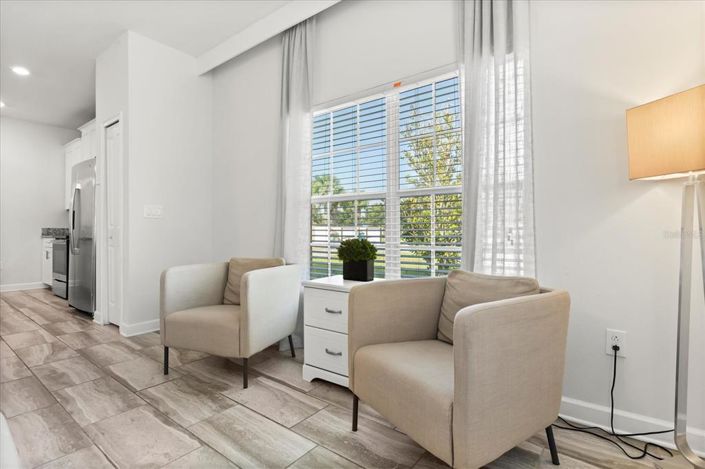 Image No.6-5 Bed Townhouse for sale