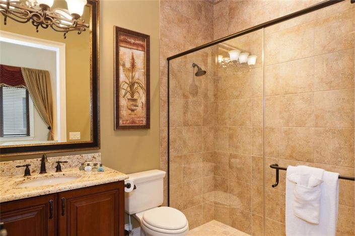 Image No.42-8 Bed Property for sale