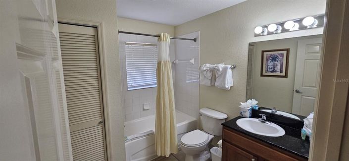 Image No.19-3 Bed Property for sale