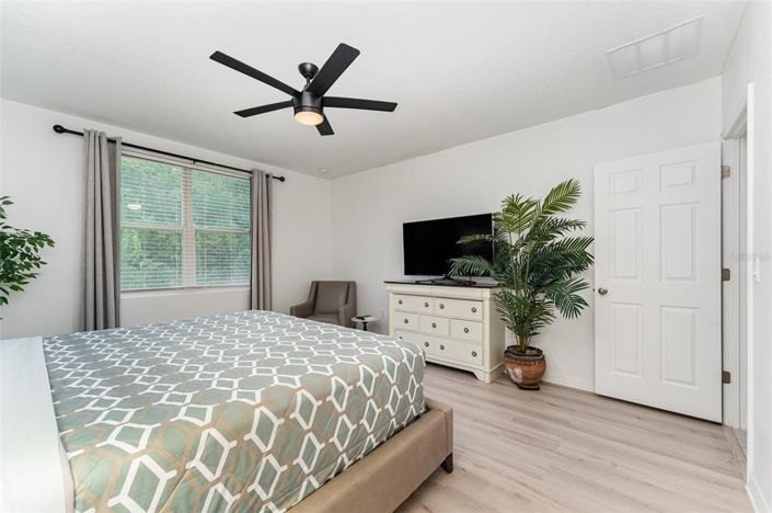 Image No.12-Propriété de 4 chambres à vendre à Davenport