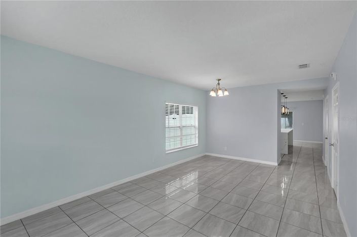 Image No.13-5 Bed Property for sale