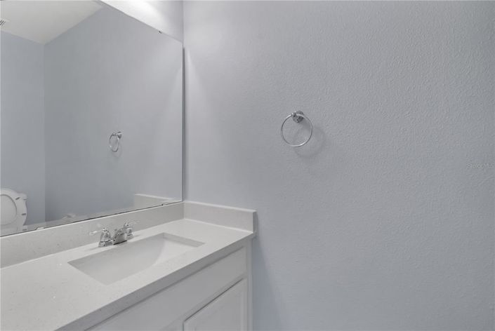 Image No.15-5 Bed Property for sale