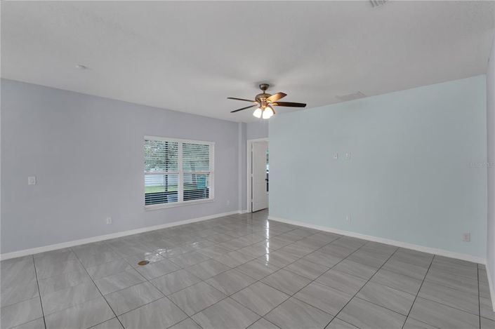 Image No.23-5 Bed Property for sale