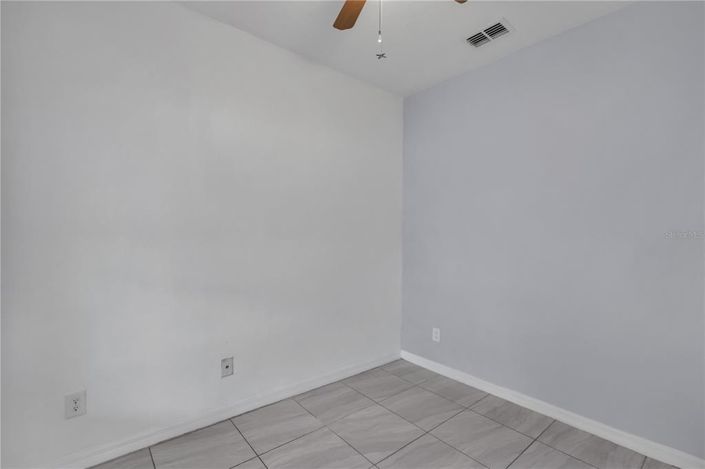 Image No.25-5 Bed Property for sale