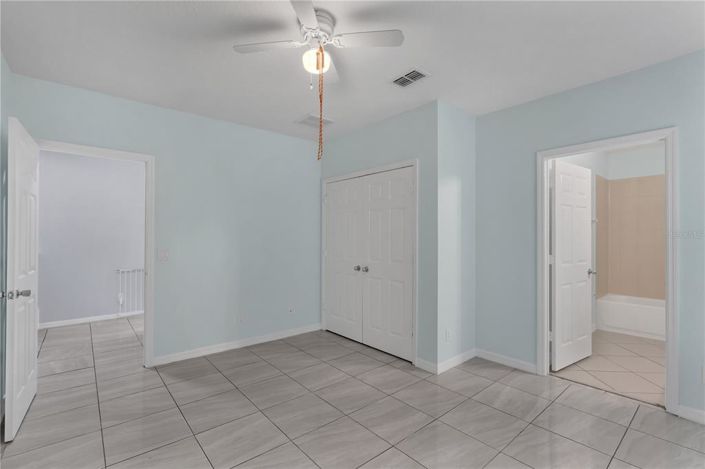 Image No.28-5 Bed Property for sale