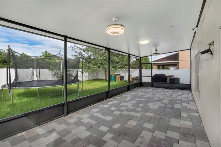 Image No.46-5 Bed Property for sale