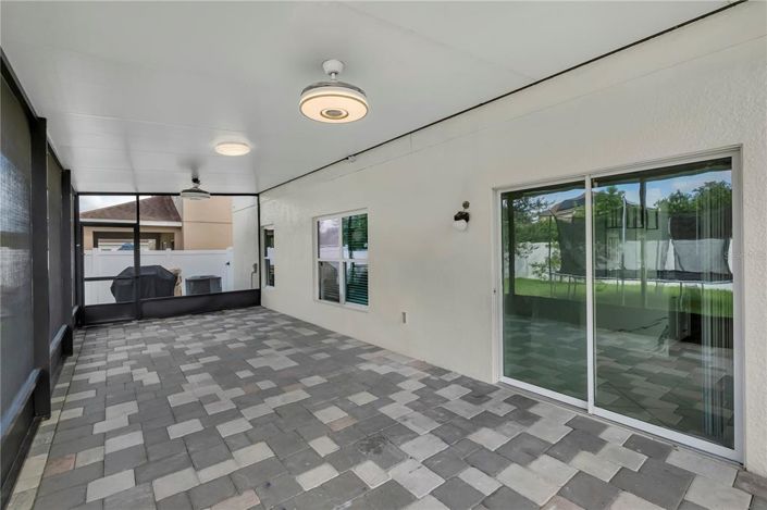 Image No.47-5 Bed Property for sale