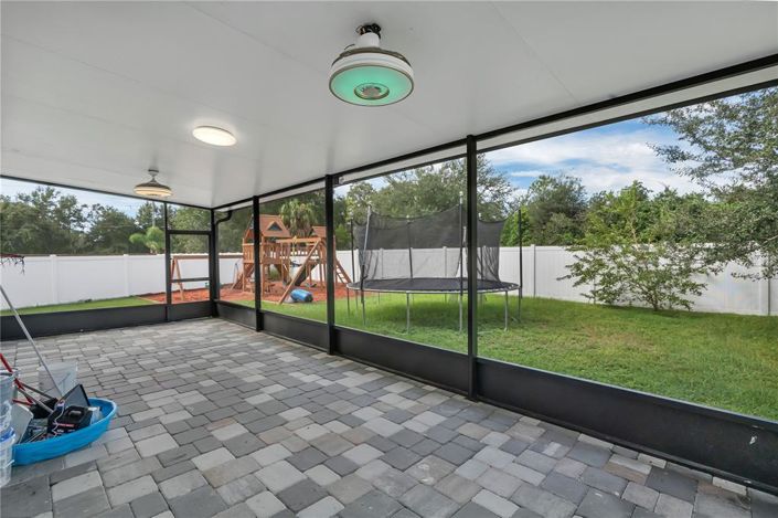 Image No.48-5 Bed Property for sale