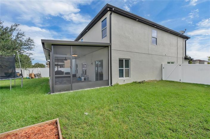 Image No.50-5 Bed Property for sale