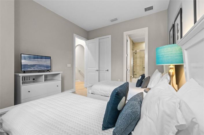 Image No.24-4 Bed Townhouse for sale