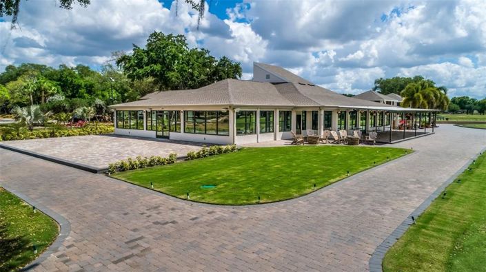 Image No.69-4 Bed Property for sale