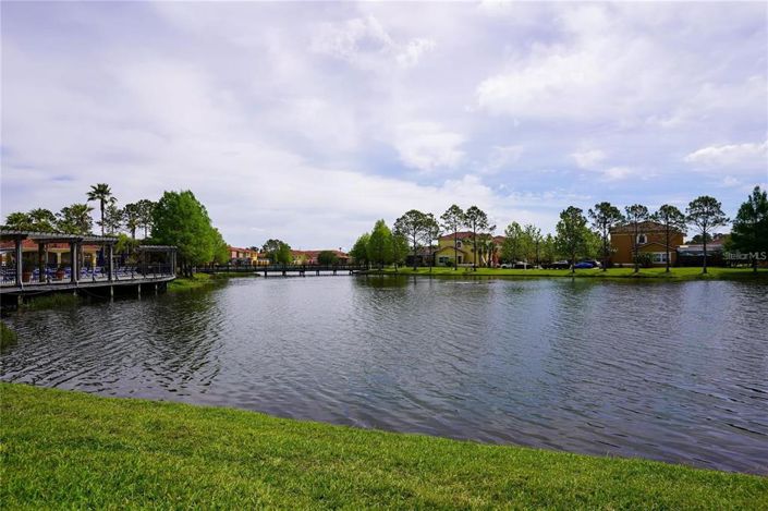 Image No.5-Propriété de 4 chambres à vendre à Kissimmee