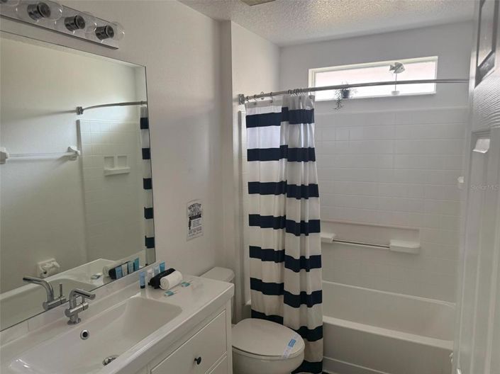 Image No.7-Propriété de 4 chambres à vendre à Kissimmee