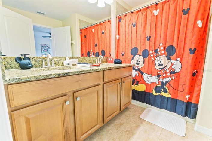 Image No.19-4 Bed Townhouse for sale