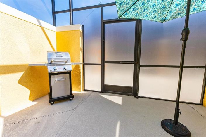 Image No.23-4 Bed Townhouse for sale