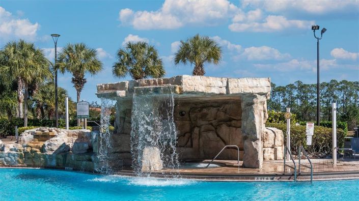 Image No.34-4 Bed Townhouse for sale