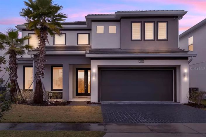 Image No.1-5 Bed Property for sale