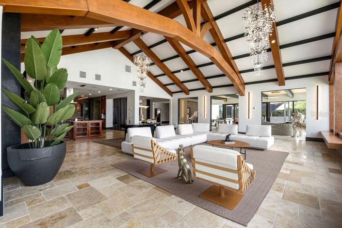 Image No.33-4 Bed Property for sale