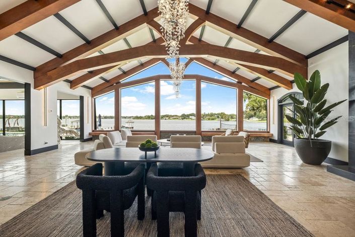 Image No.35-4 Bed Property for sale