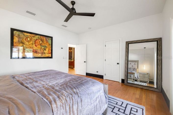 Image No.51-4 Bed Property for sale