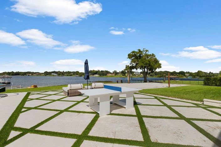 Image No.57-4 Bed Property for sale