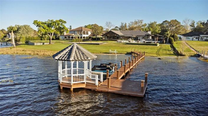 Image No.70-4 Bed Property for sale