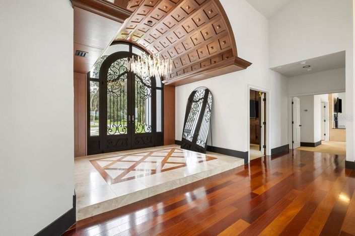 Image No.8-4 Bed Property for sale