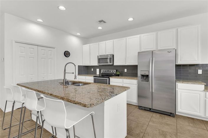 Image No.7-4 Bed Townhouse for sale