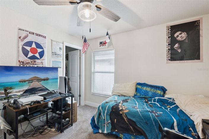 Image No.19-4 Bed Property for sale