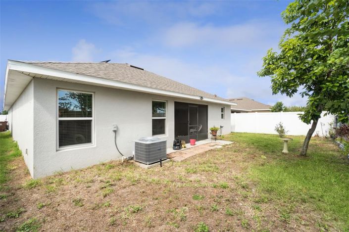 Image No.28-4 Bed Property for sale