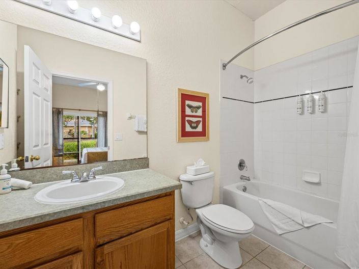 Image No.22-3 Bed Property for sale