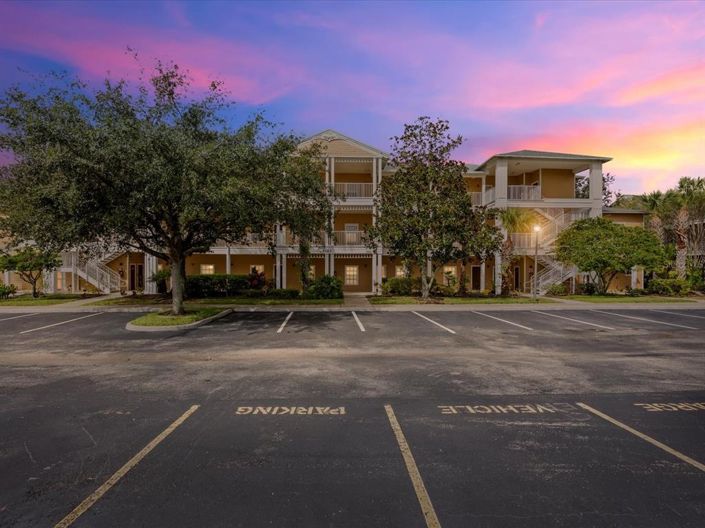 Image No.3-3 Bed Property for sale