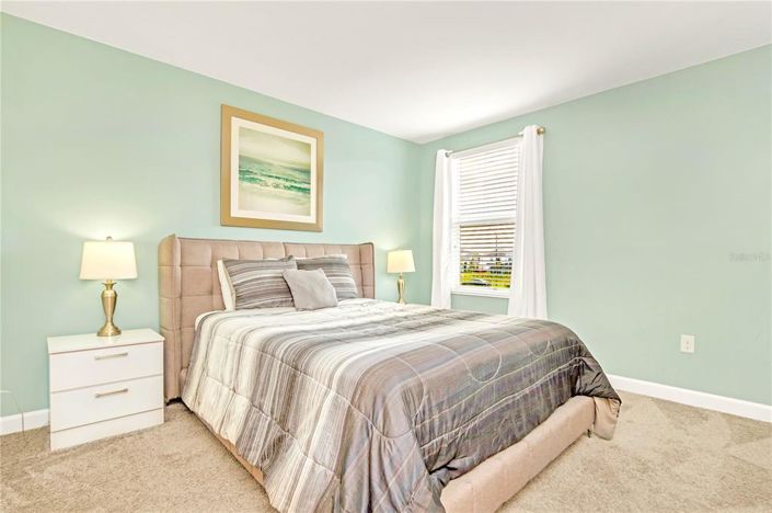 Image No.21-8 Bed Property for sale