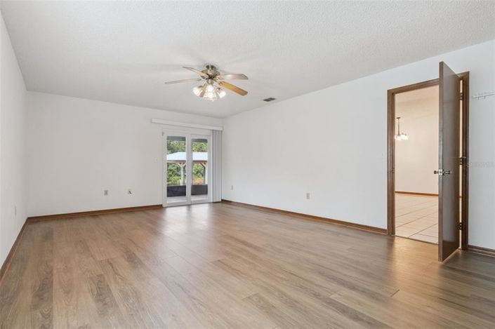 Image No.16-Propriété de 3 chambres à vendre à Kissimmee