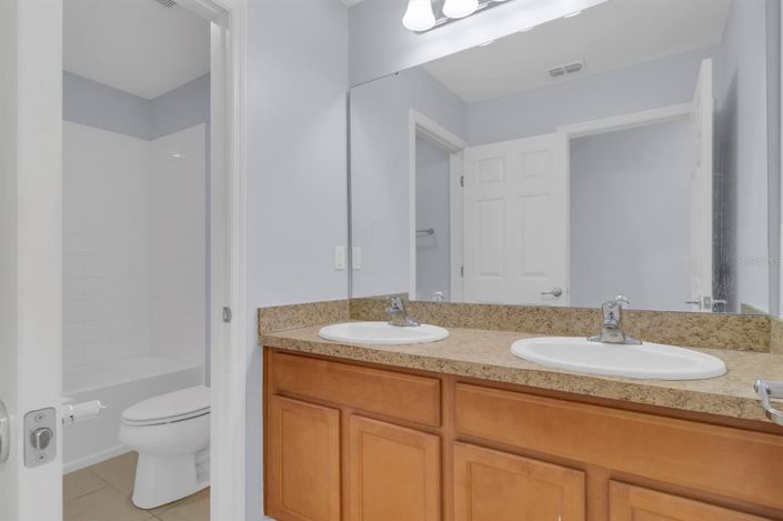 Image No.15-Propriété de 4 chambres à vendre à Kissimmee