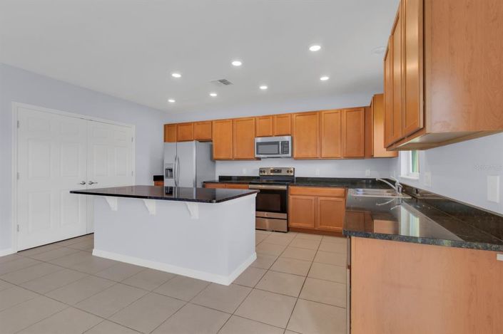 Image No.36-4 Bed Property for sale