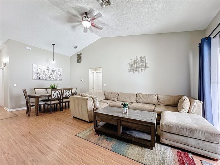 Image No.11-3 Bed Property for sale