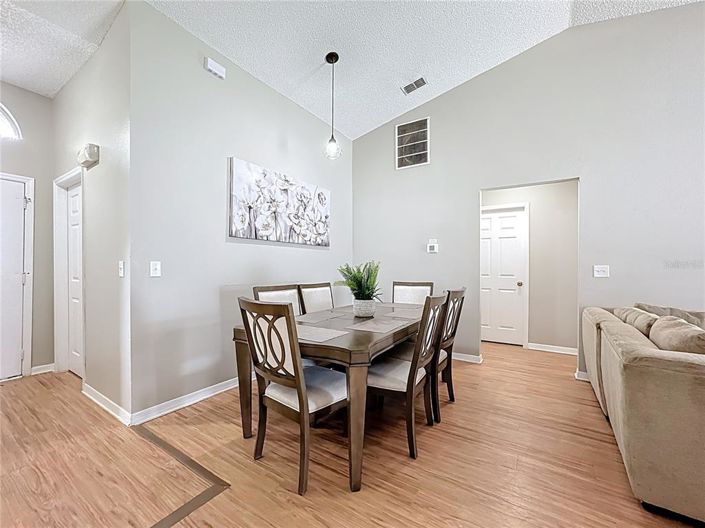 Image No.13-Propriété de 3 chambres à vendre à Clermont