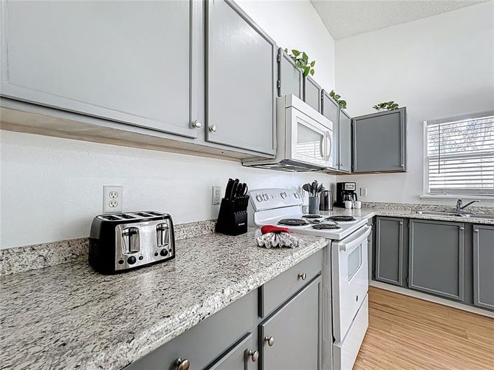 Image No.16-3 Bed Property for sale